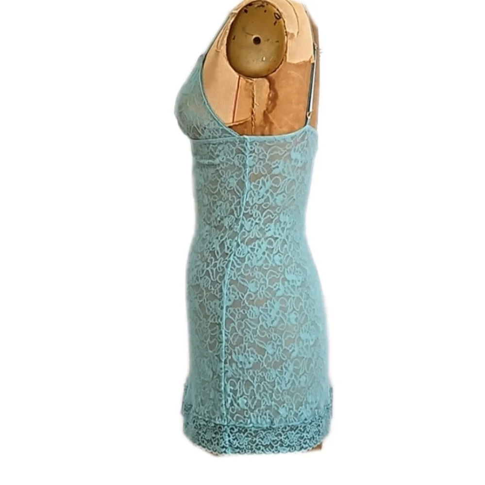 Victoria's Secret stretchy lace aqua Chemise NWT